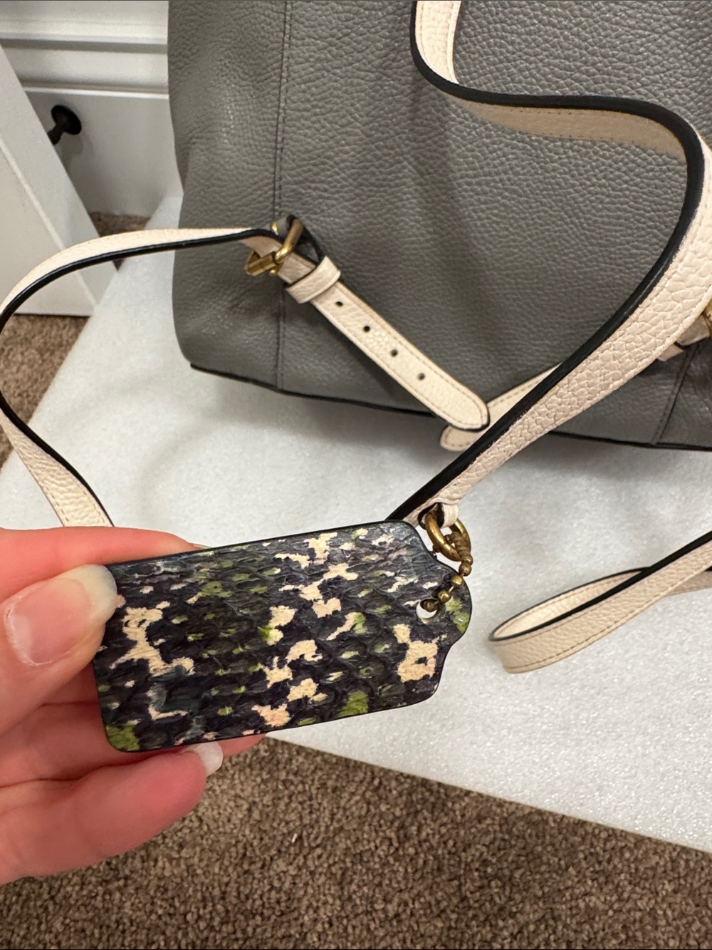 Coach Evie colorblock snakeskin cinch backpack with hangtag 76107 COA - Picture 4 of 13